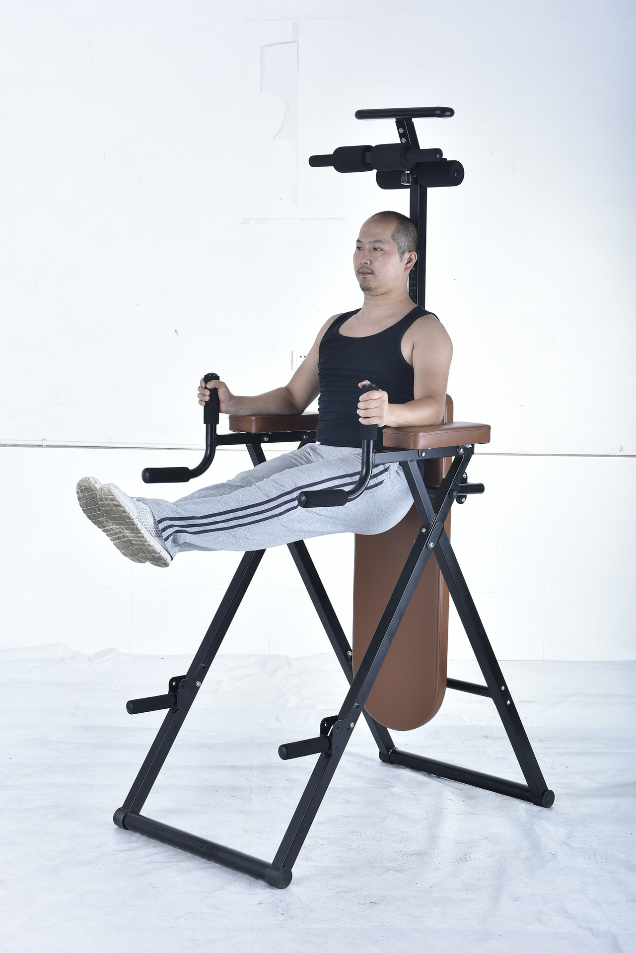 Wielofunkcyjna stół do ćwiczeń – Inversion Table Fold recenzja i cena
