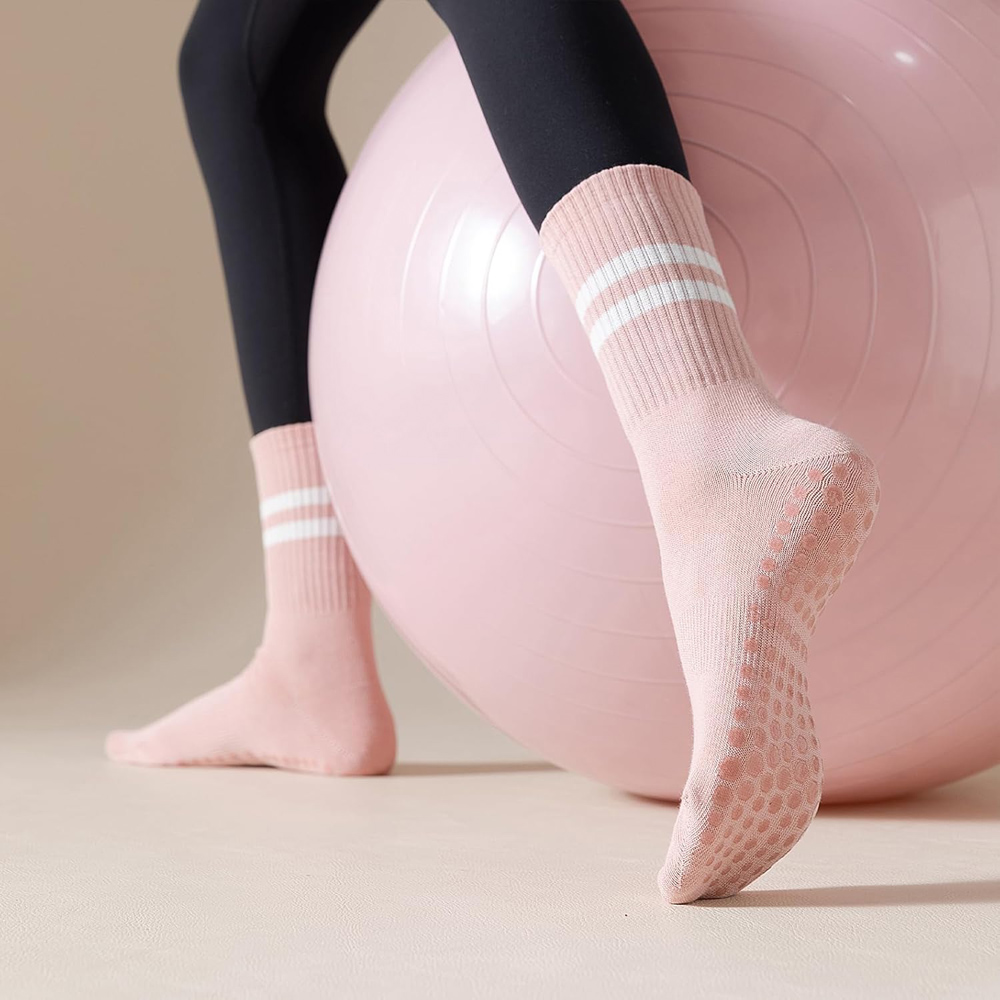 Skarpety do jogi i pilatesu z  – Pilates Yoga And Barre recenzja i cena