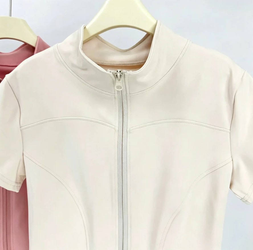 Prosta sportowa koszulka do jo – Pilates Yoga Wrap Top recenzja i cena