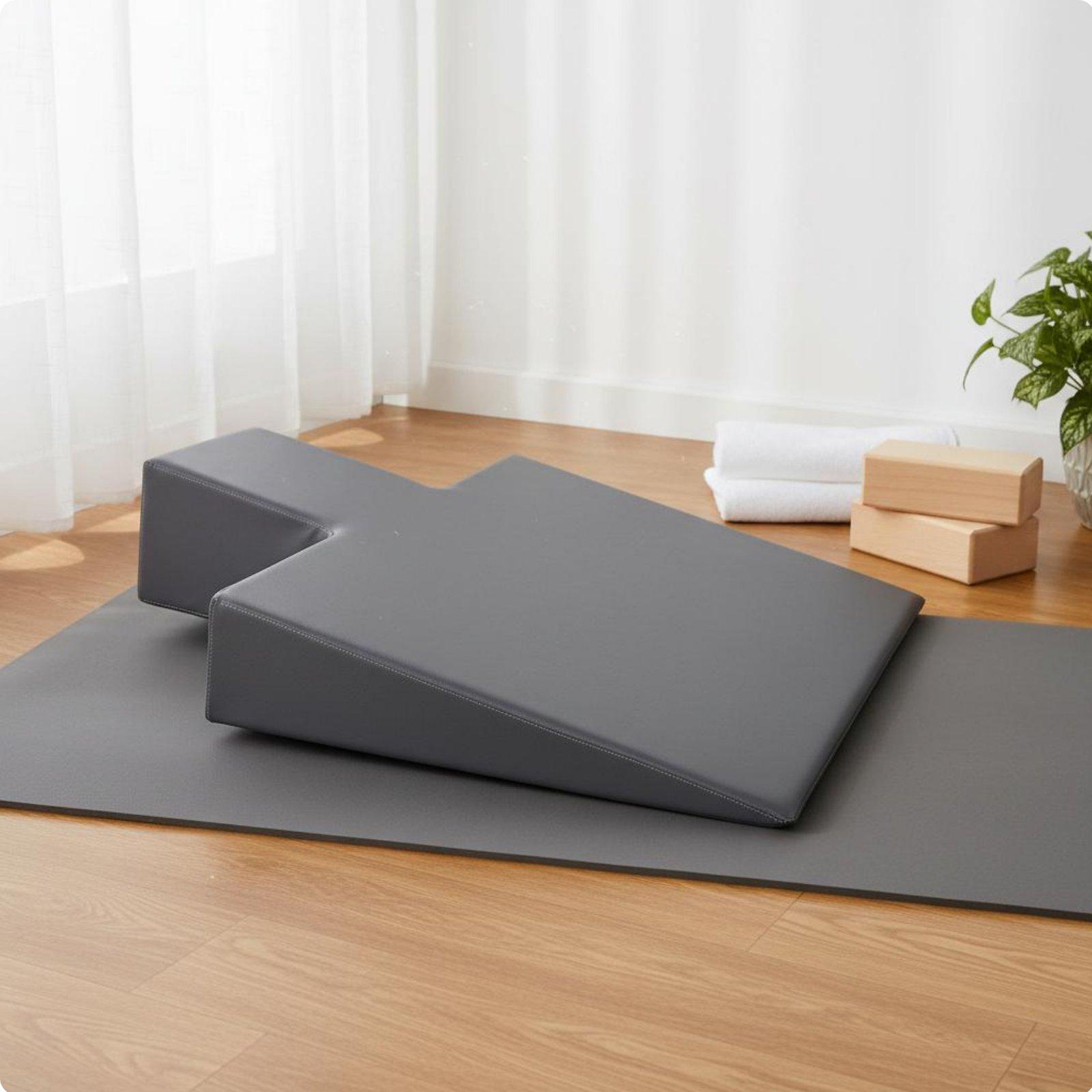 Poduszka podpierająca ciążę z  – Pilates & Yoga Unleashed International Academy Yonkers recenzja i cena