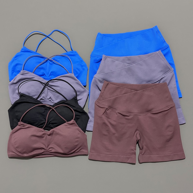 Dwuczęściowy zestaw sportowy V – Yoga Strap Cotton recenzja i cena