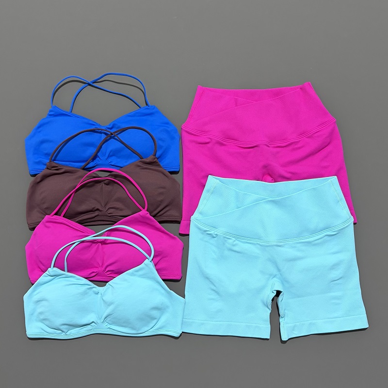Dwuczęściowy zestaw sportowy V – Yoga Strap Cotton recenzja i cena